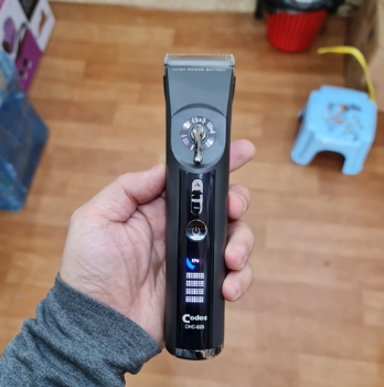 Tông Đơ Cắt Tóc CODOS CHC 925 - Lựa Chọn Hoàn Hảo Cho Salon Chuyên Nghiệp 11 - Tong Do Cat Toc CODOS CHC 925 Lua Chon Hoan Hao Cho Salon Chuyen Nghiep